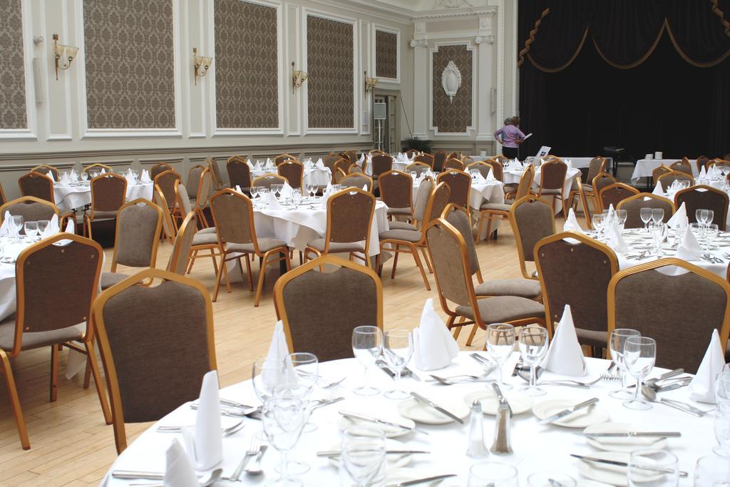 Peebles Hydro Hotel ภายนอก รูปภาพ